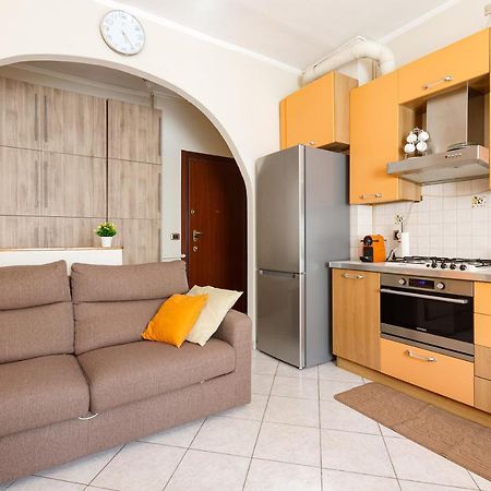 Apartamento Udine M2 Balcony Apt Milán Exterior foto