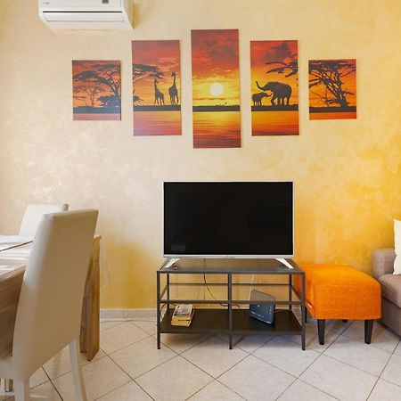 Apartamento Udine M2 Balcony Apt Milán Exterior foto