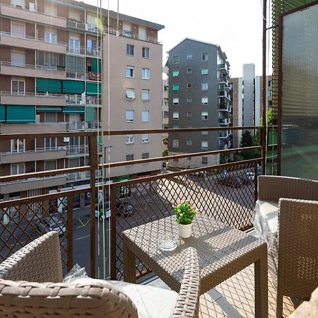 Apartamento Udine M2 Balcony Apt Milán Exterior foto