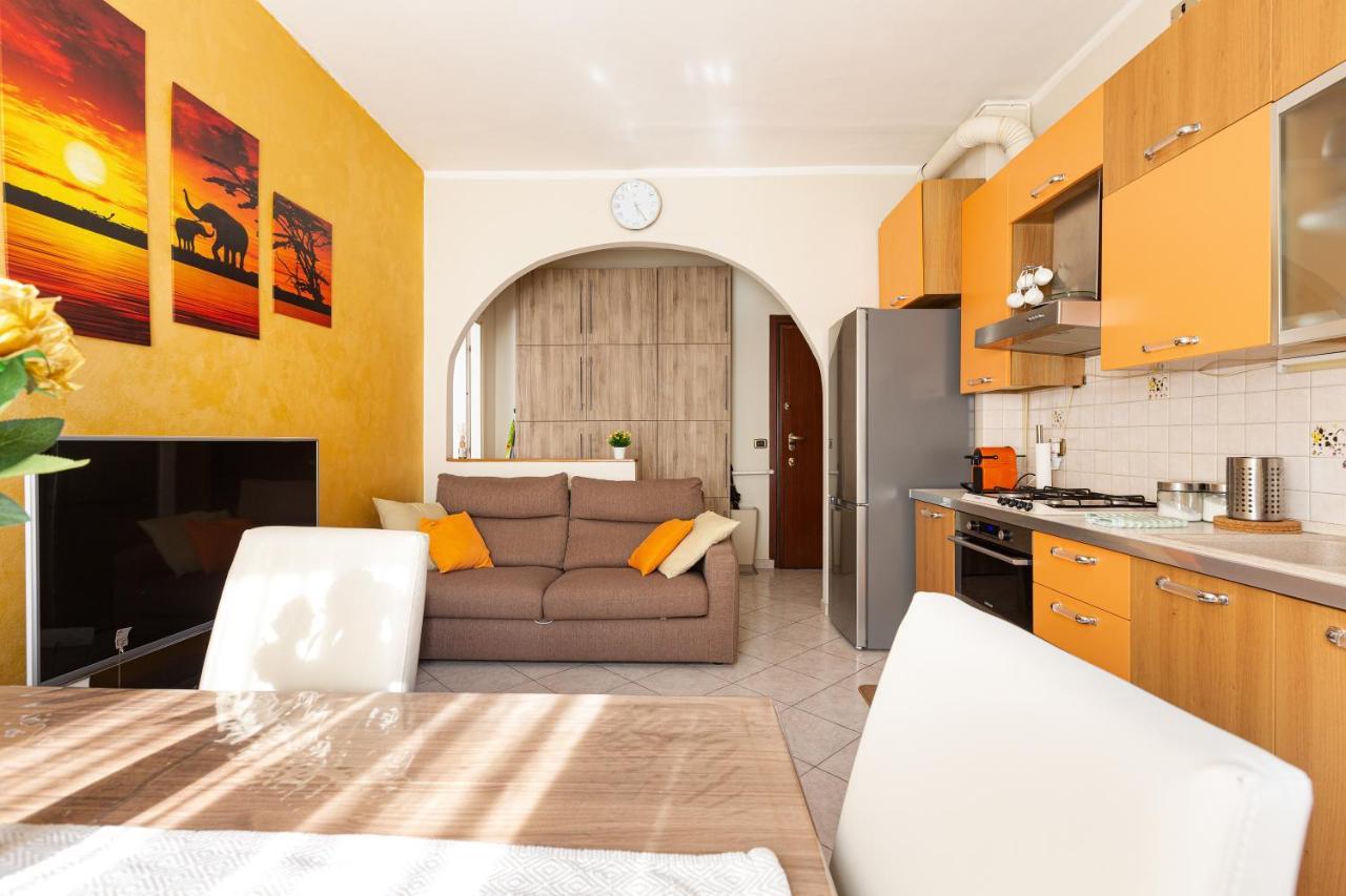 Apartamento Udine M2 Balcony Apt Milán Exterior foto