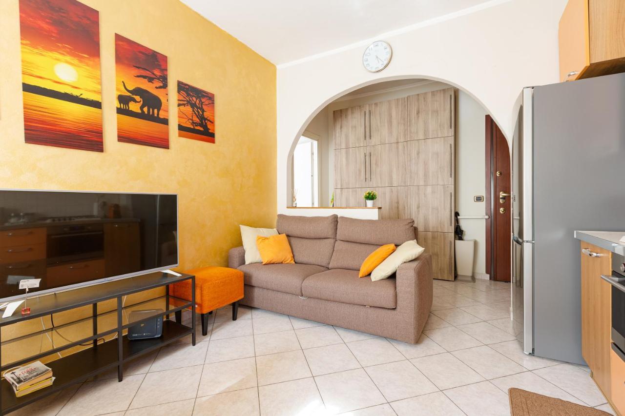Apartamento Udine M2 Balcony Apt Milán Exterior foto