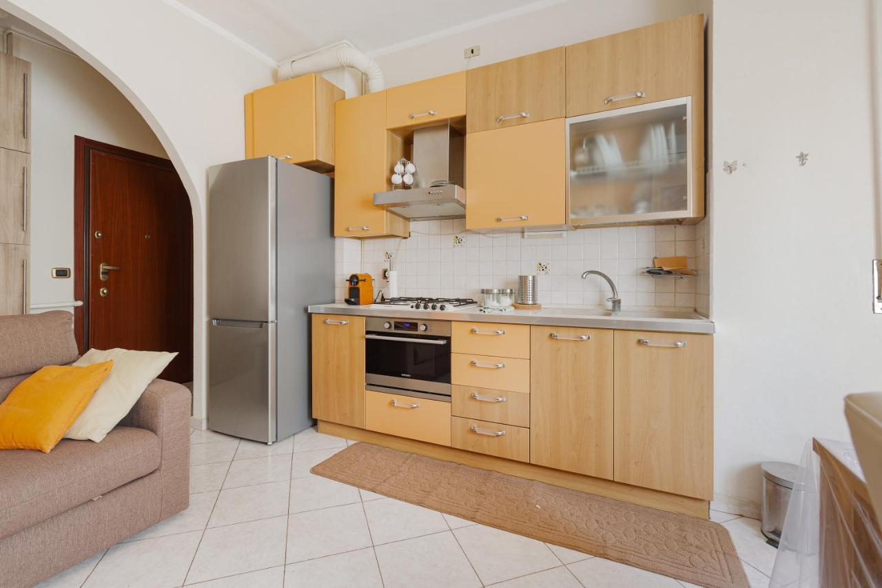 Apartamento Udine M2 Balcony Apt Milán Exterior foto